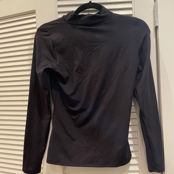 BlackMilk black long-sleeve turtle neck - Picture 2 of 3